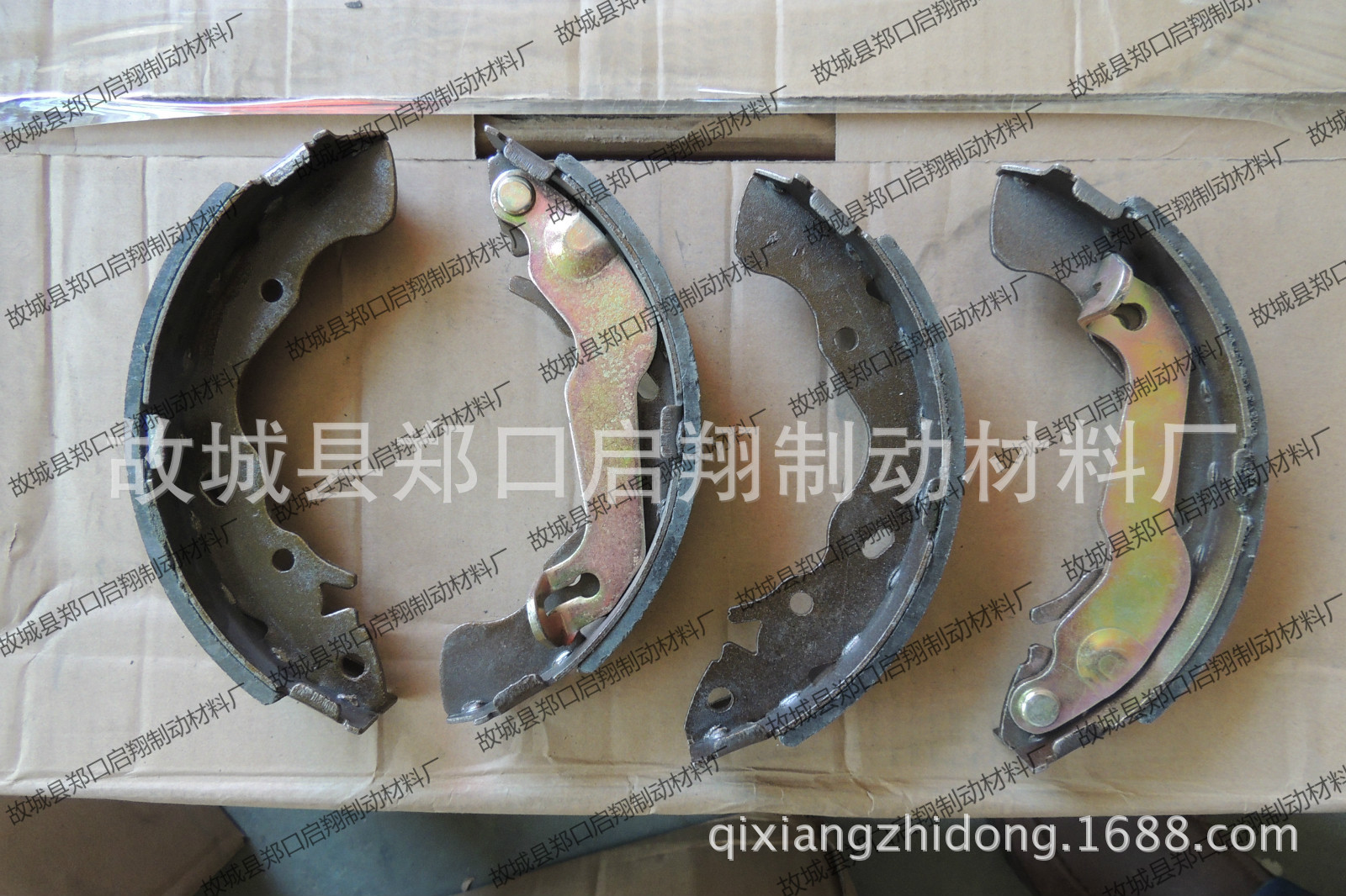 直销各种江淮系列同悦后刹车片半金属型后鼓式刹车片