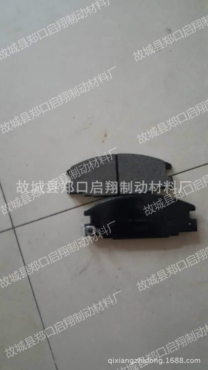 轿车刹车片尼桑皮卡刹车片