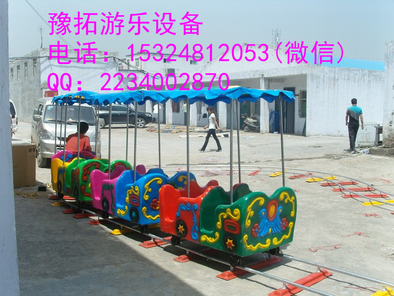 快来抢购四节五节奢华轨迹小火车 广场小火车供应商电话