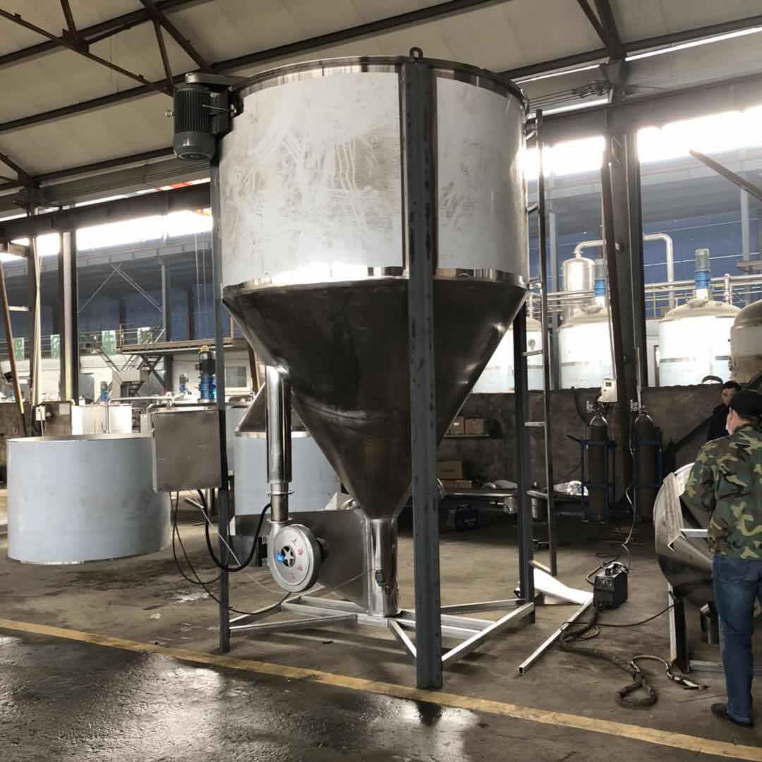 崇左3立方不锈钢搅拌机大型立式粉碎料新旧料混合机加厚