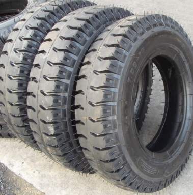 12.00-20货车轮胎水曲羊角斑纹轮胎带内胎 厂