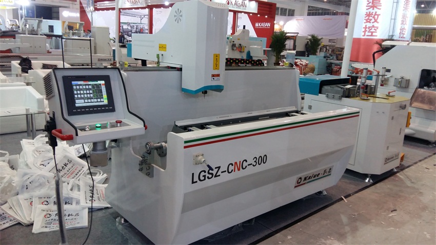 凯岳LSG-CNC-300断桥铝门窗工业铝孔槽铣削数