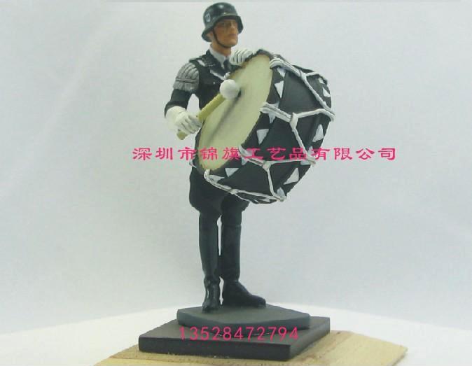 铅锡合金军事模型 敲鼓战士