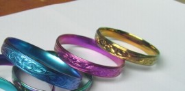 钛合金着金色