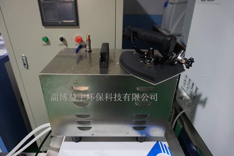 服装厂用小型电蒸汽发生器连电熨斗简便灵敏 产蒸汽快