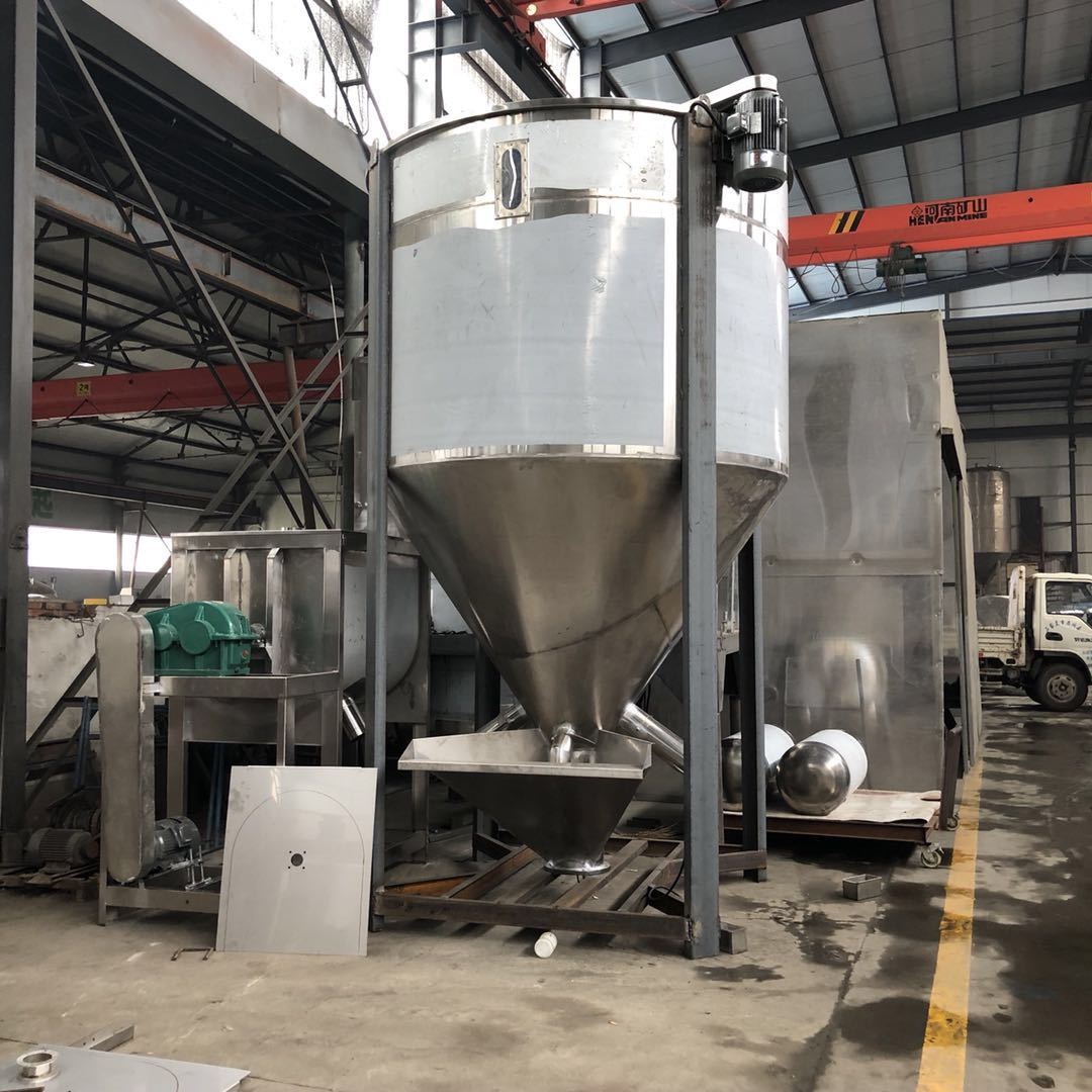 崇左3立方不锈钢搅拌机大型立式粉碎料新旧料混合机加厚