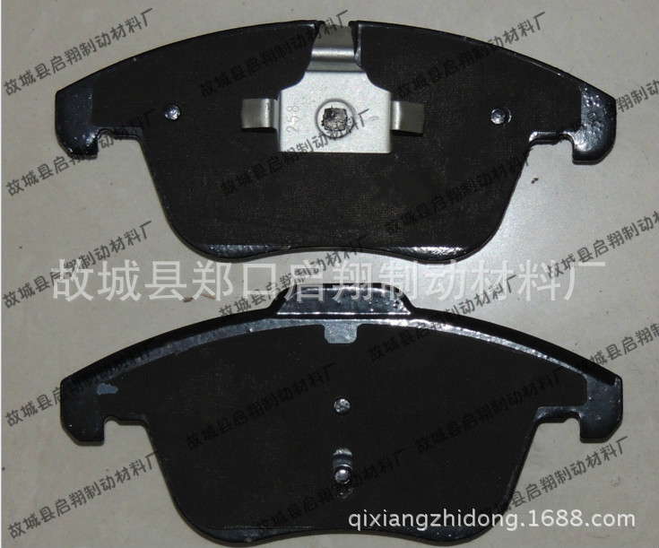 轿车刹车片尼桑皮卡刹车片