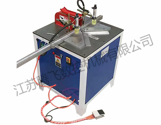 铝合金包边条切角机