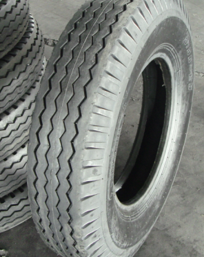 货车轮胎水曲羊角斑纹轮胎825-20 带内胎 供应商直