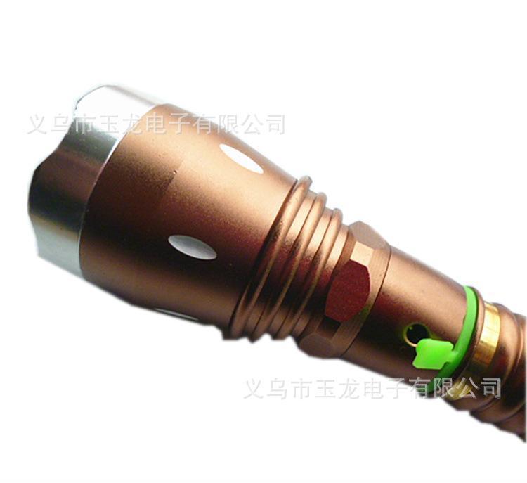 2013新款 T6五档强光手电筒强光充电 LED