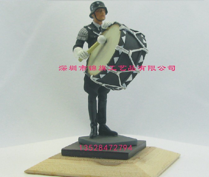 UE3{)58_(MGA_SQ4F1SHVZB