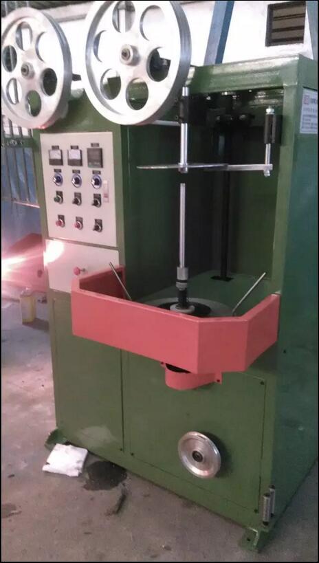 供应商供应双单层包带机包纸机绕包机电线电缆机械设备